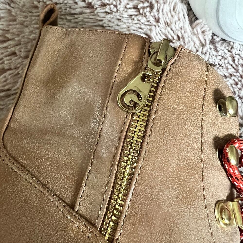 G By Guess Combat Hiking Style Tan Faux Leather 'Nora' Boots Size: 9.5M - Picture 6 of 15